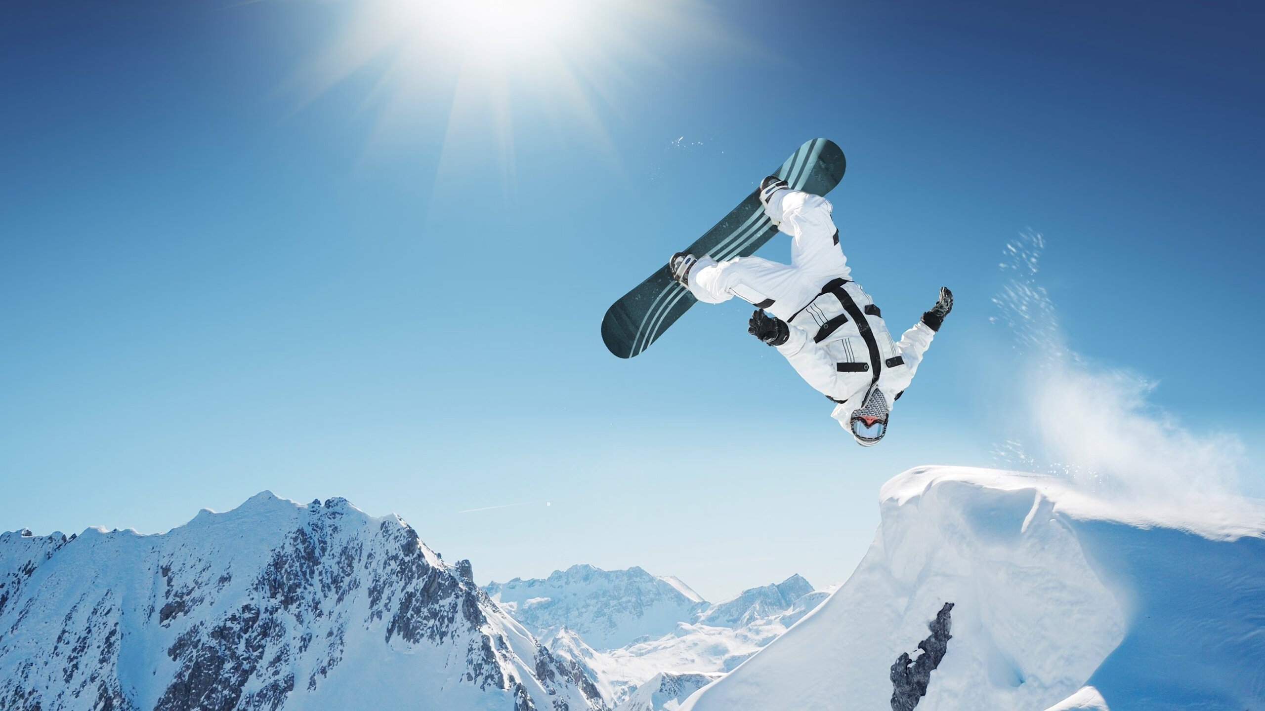 冰壶世锦赛激战正酣，中国队绝地逆转，晋级四强希望重燃